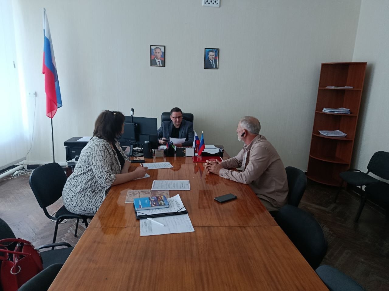 Сегодня Встретились С Временно Исполняющим Обязанности